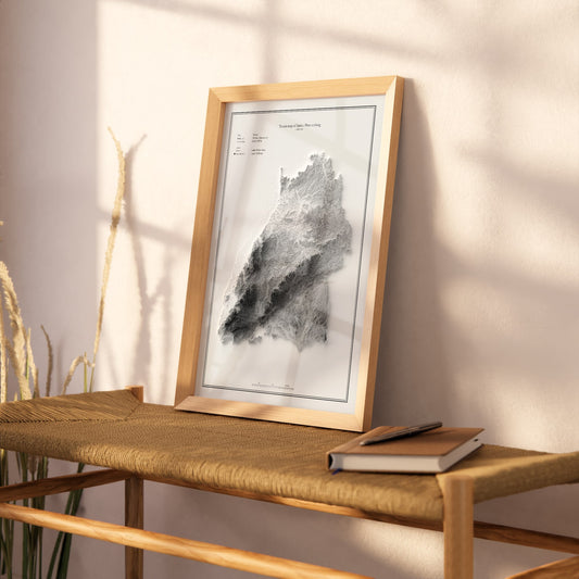 BW_Frame-min